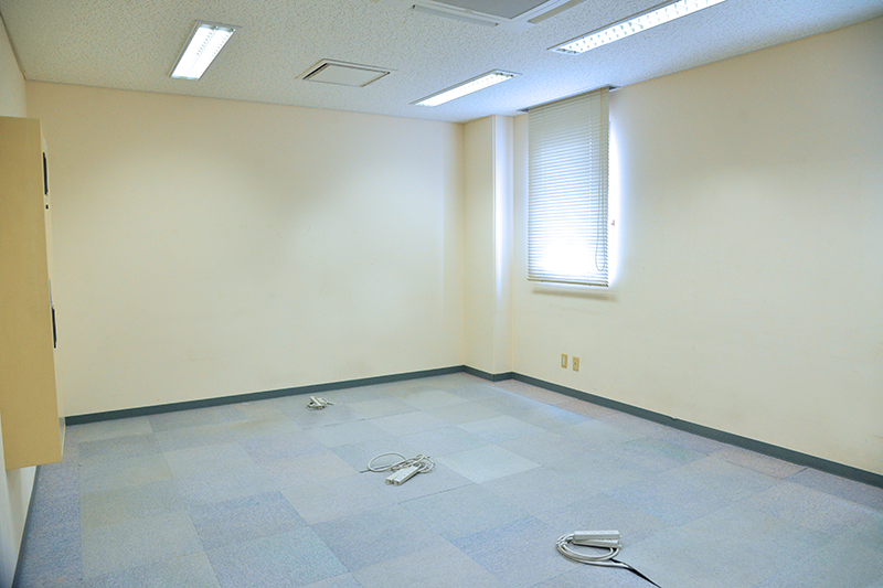 インキュベート室C